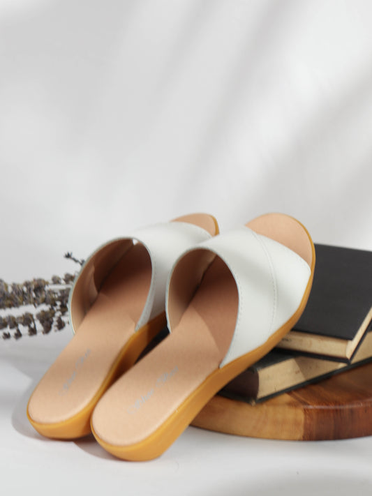 Jasmine 005 White Flat Sandals Slip-on Ladies Fashion Comfortable Casual Wear